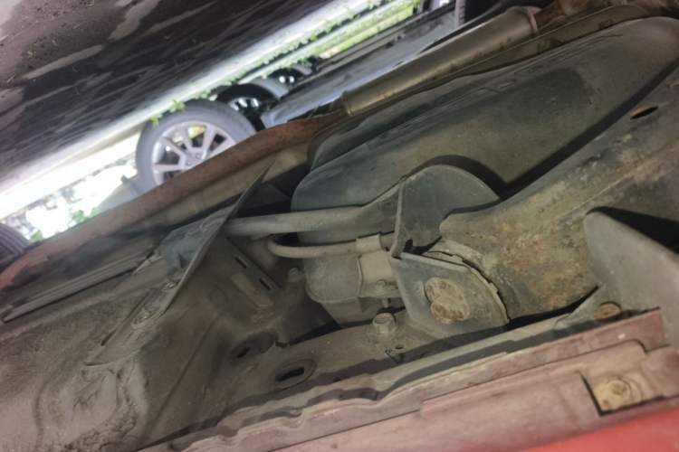Used Renault Koleos 2012 2.5L 4x4 Luxury Navigation Edition Chassis Rear Right