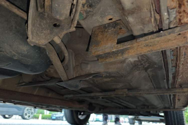 Used Renault Koleos 2012 2.5L Two-Wheel Drive Comfort Edition with Navigation Chassis Rear Right
