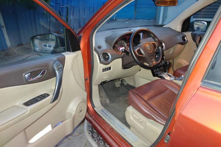 Used Renault Koleos 2012 2.5L 4x4 Luxury Navigation Edition Driver Seat