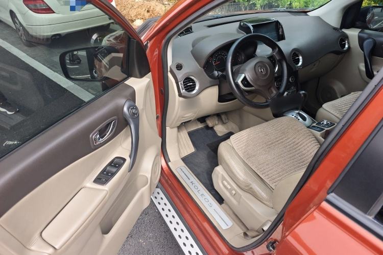Used Renault Koleos 2012 2.5L 4x4 Comfort Edition with Navigation Driver Seat