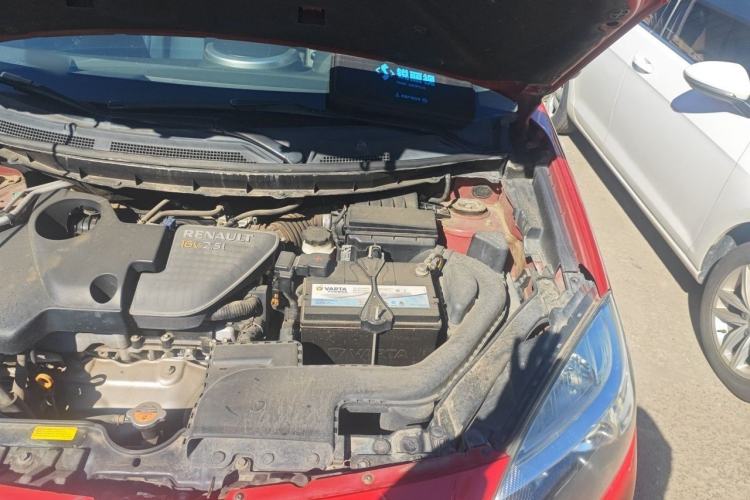 Used Renault Koleos 2012 2.5 Two-Wheel Drive Urban Edition Engine Bay Left