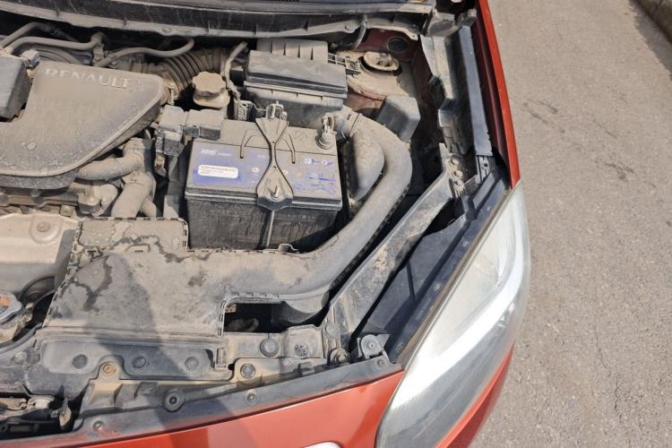 Used Renault Koleos 2012 2.5L 4x4 Comfort Edition with Navigation Engine Bay Left