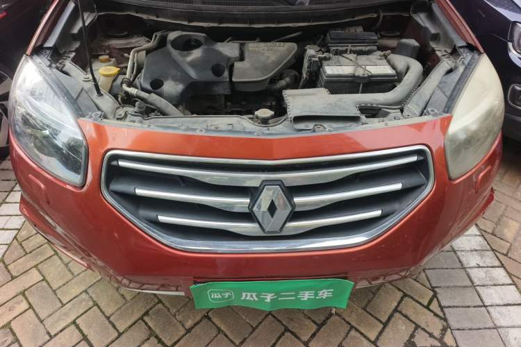 Used Renault Koleos 2012 2.5L 4x4 Luxury Navigation Edition Engine Bay