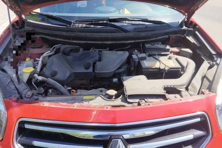 Used Renault Koleos 2012 2.5L 4x4 Comfort Edition with Navigation Engine Bay