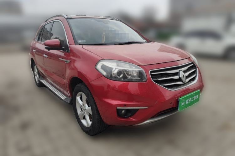 Used Renault Koleos 2012 2.5L 4x4 Comfort Edition with Navigation Front Right 45 Deg