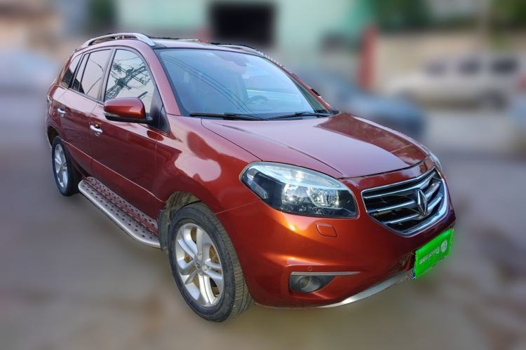 Used Renault Koleos 2012 2.5L 4x4 Luxury Navigation Edition Front Right 45 Deg