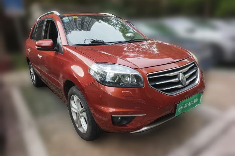 Used Renault Koleos 2012 2.5L 4x4 Luxury Navigation Edition Front Right 45 Deg
