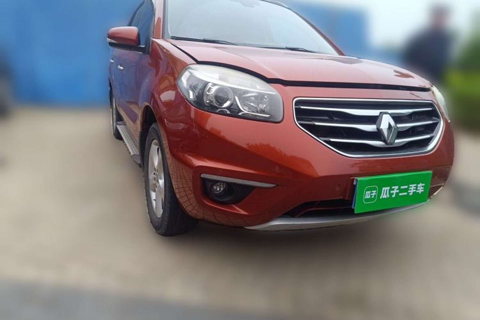 Used Renault Koleos 2012 2.5L 4x4 Comfort Edition with Navigation Front Right 45 Deg