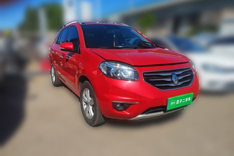Used Renault Koleos 2012 2.5 Two-Wheel Drive Urban Edition Front Right 45 Deg
