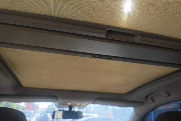 Used Renault Koleos 2012 2.5 Two-Wheel Drive Urban Edition Headliner