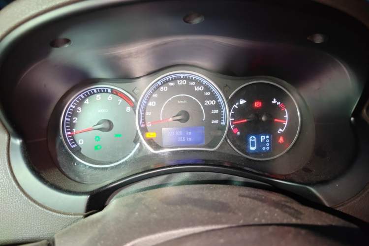 Used Renault Koleos 2012 2.5L 4x4 Luxury Navigation Edition Instrument Cluster