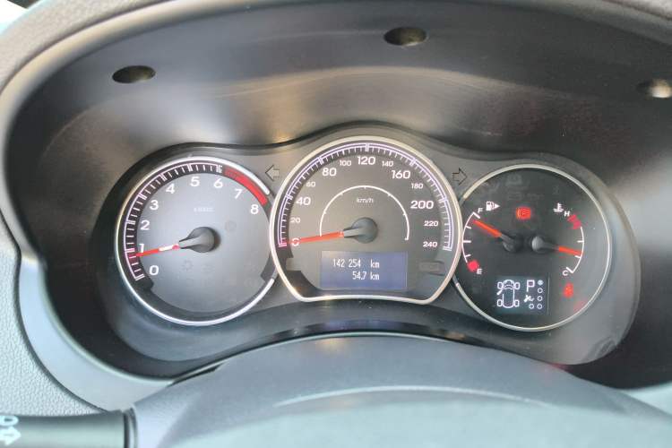 Used Renault Koleos 2012 2.5L 4x4 Comfort Edition with Navigation Instrument Cluster