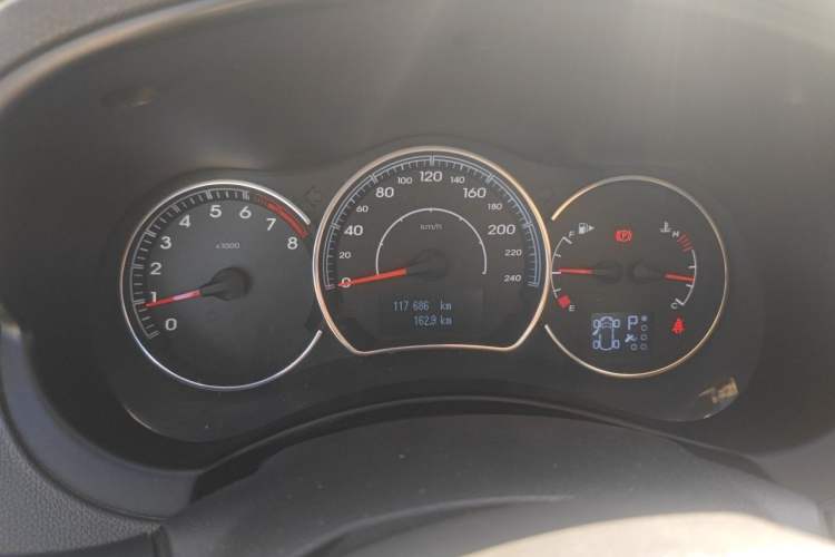 Used Renault Koleos 2012 2.5 Two-Wheel Drive Urban Edition Instrument Cluster