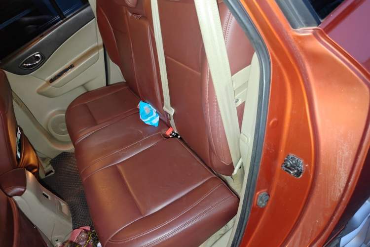Used Renault Koleos 2012 2.5L 4x4 Luxury Navigation Edition Left Rear Seat