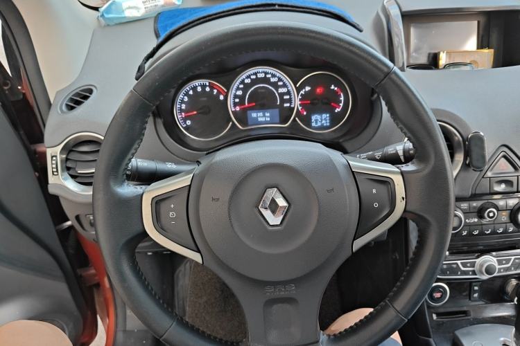Used Renault Koleos 2012 2.5L Two-Wheel Drive Comfort Edition with Navigation Steering Wheel