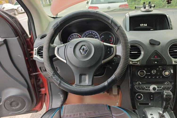 Used Renault Koleos 2012 2.5L Two-Wheel Drive Comfort Edition with Navigation Steering Wheel
