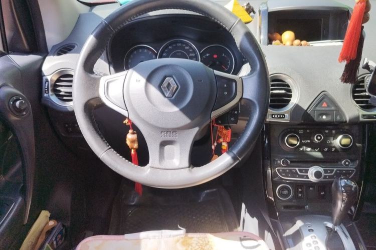 Used Renault Koleos 2012 2.5L 4x4 Comfort Edition with Navigation Steering Wheel