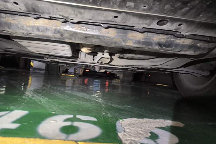 Used Renault Koleos 2012 2.5L Two-Wheel Drive Comfort Edition with Navigation Chassis Front
