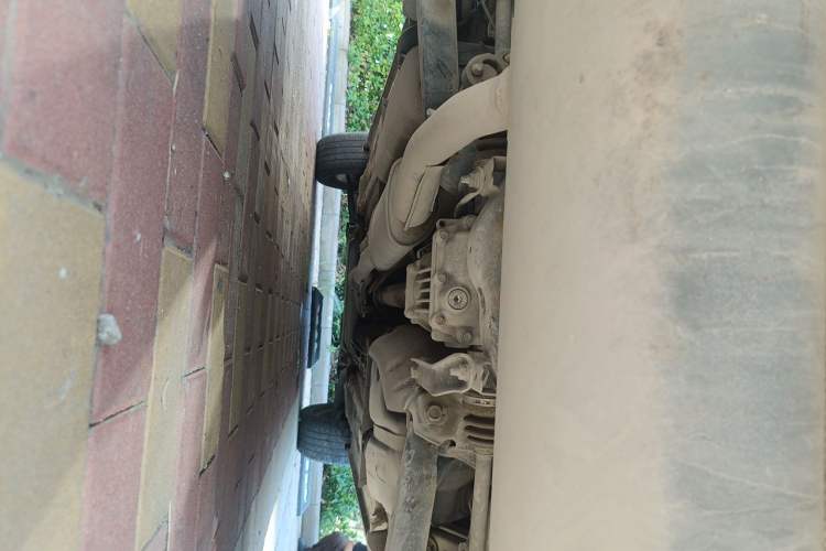 Used Renault Koleos 2012 2.5L 4x4 Comfort Edition with Navigation Chassis Rear