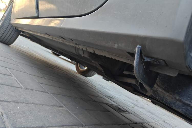 Used Renault Koleos 2012 2.5L 4x4 Luxury Navigation Edition Chassis Rear Left