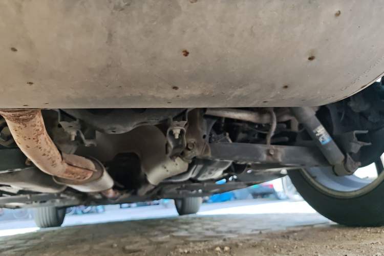 Used Renault Koleos 2012 2.5L Two-Wheel Drive Comfort Edition with Navigation Chassis Rear Left