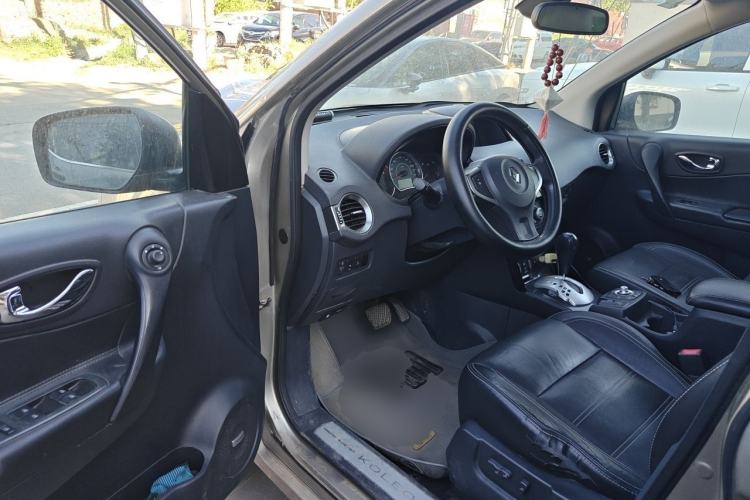 Used Renault Koleos 2012 2.5L 4x4 Luxury Navigation Edition Driver Seat
