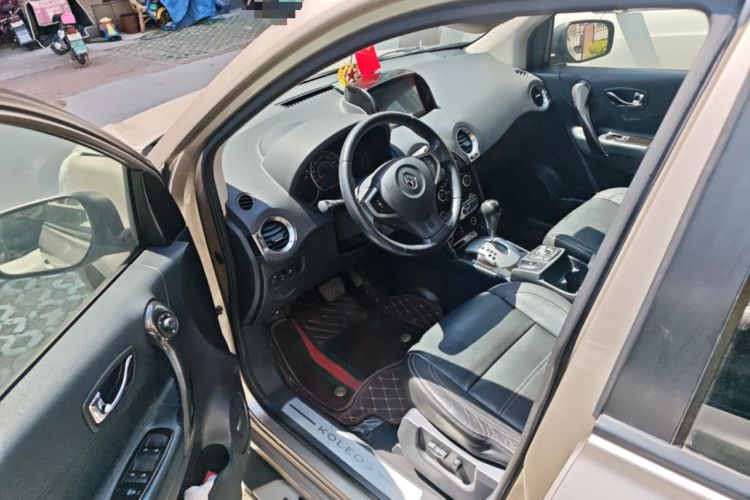 Used Renault Koleos 2012 2.5L Two-Wheel Drive Comfort Edition with Navigation Driver Seat