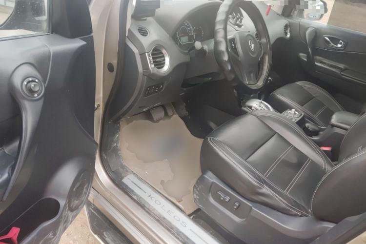 Used Renault Koleos 2012 2.5L Two-Wheel Drive Comfort Edition with Navigation Driver Seat