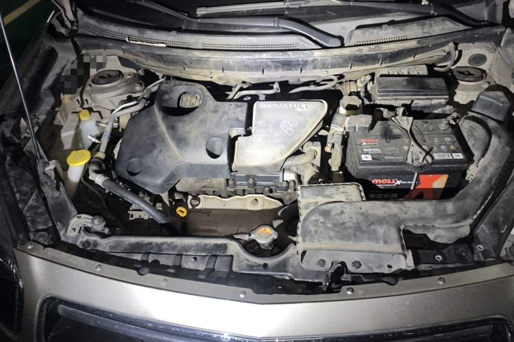 Used Renault Koleos 2012 2.5L Two-Wheel Drive Comfort Edition with Navigation Engine Bay