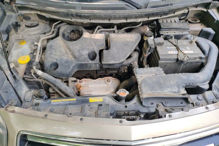 Used Renault Koleos 2012 2.5L Two-Wheel Drive Comfort Edition with Navigation Engine Bay
