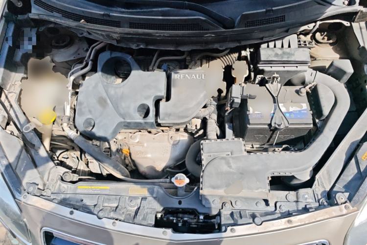 Used Renault Koleos 2012 2.5L Two-Wheel Drive Comfort Edition with Navigation Engine Bay