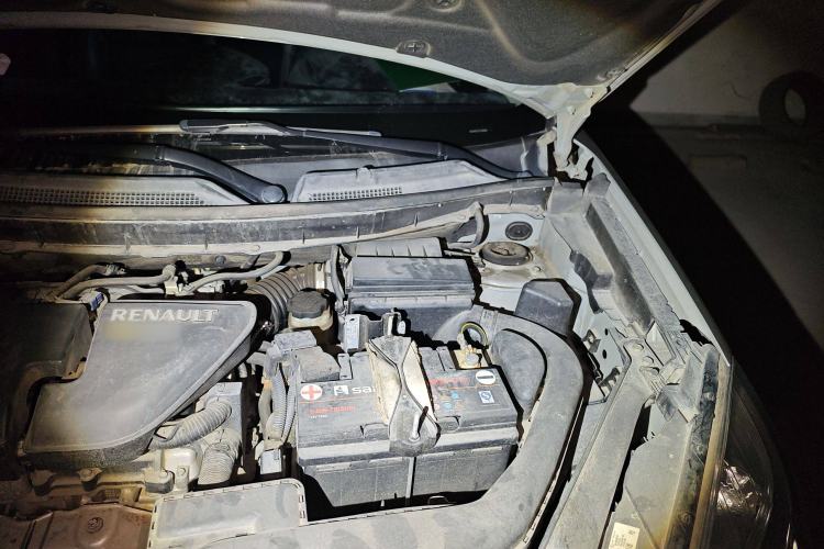 Used Renault Koleos 2012 2.5L Two-Wheel Drive Comfort Edition with Navigation Engine Bay Left