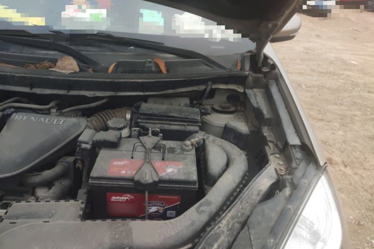 Used Renault Koleos 2012 2.5L Two-Wheel Drive Comfort Edition with Navigation Engine Bay Left