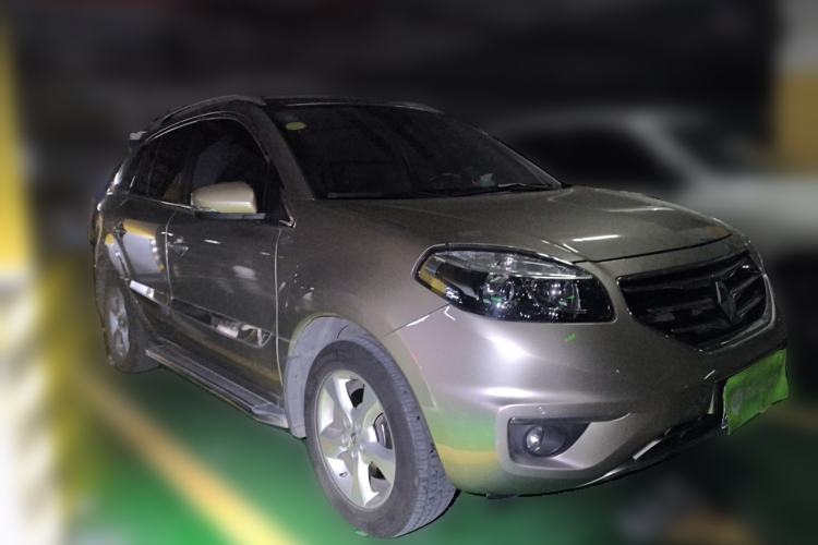 Used Renault Koleos 2012 2.5L Two-Wheel Drive Comfort Edition with Navigation Front Right 45 Deg
