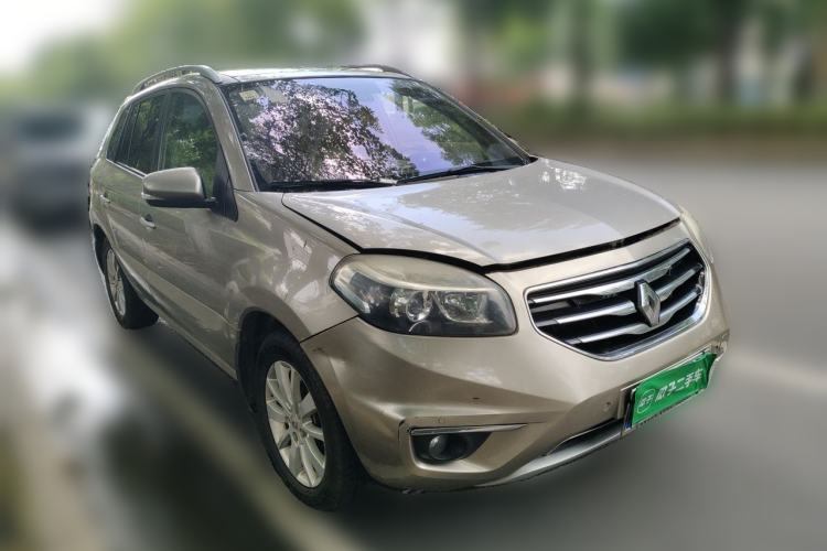 Used Renault Koleos 2012 2.5L Two-Wheel Drive Comfort Edition with Navigation Front Right 45 Deg