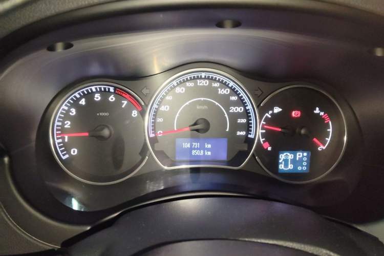 Used Renault Koleos 2012 2.5L 4x4 Comfort Edition with Navigation Instrument Cluster