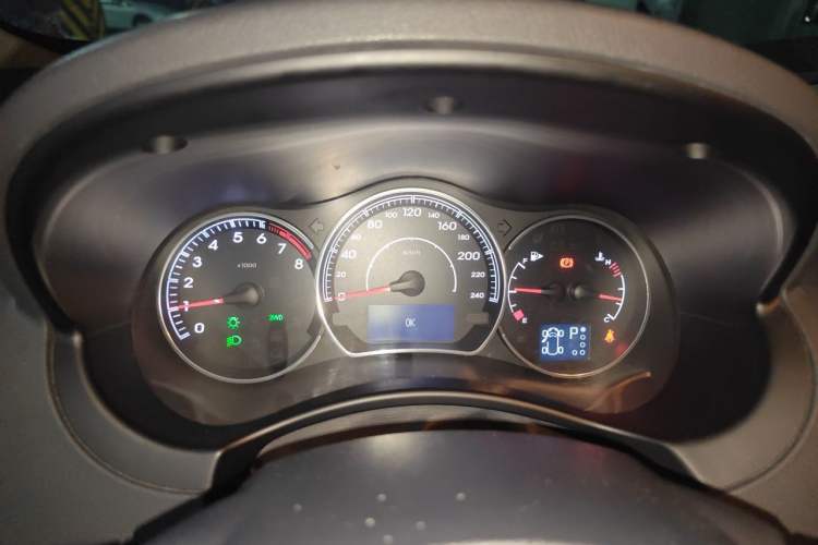 Used Renault Koleos 2012 2.5L 4x4 Luxury Navigation Edition Instrument Cluster