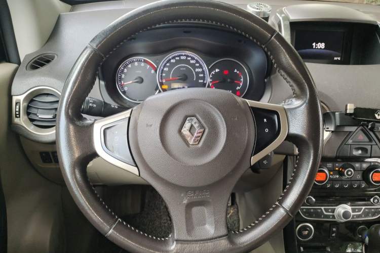 Used Renault Koleos 2012 2.5L Two-Wheel Drive Comfort Edition with Navigation Steering Wheel