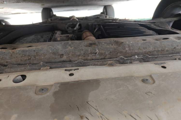 Used Renault Koleos 2012 2.5L Two-Wheel Drive Comfort Edition with Navigation Chassis Front