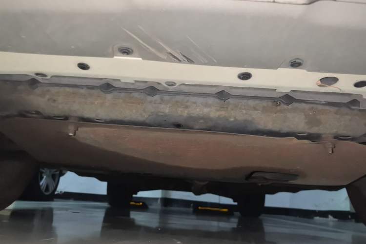 Used Renault Koleos 2012 2.5L Two-Wheel Drive Comfort Edition with Navigation Chassis Front