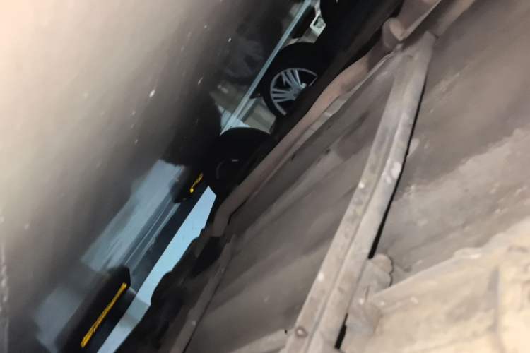 Used Renault Koleos 2012 2.5L Two-Wheel Drive Comfort Edition with Navigation Chassis Front Left