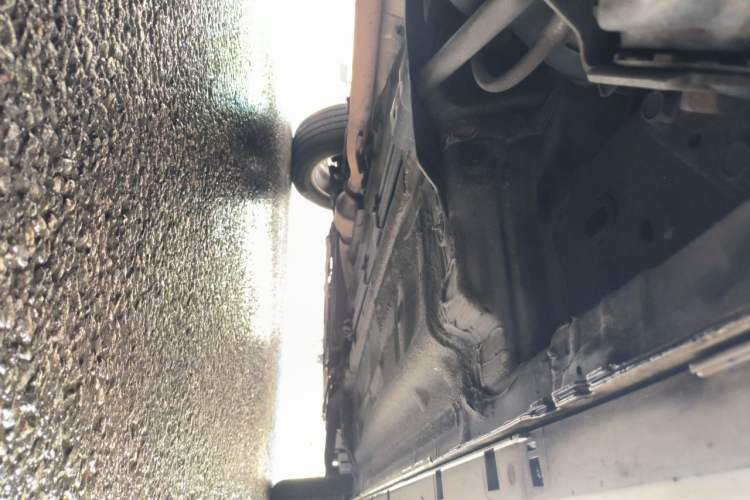 Used Renault Koleos 2012 2.5L Two-Wheel Drive Comfort Edition with Navigation Chassis Rear Right