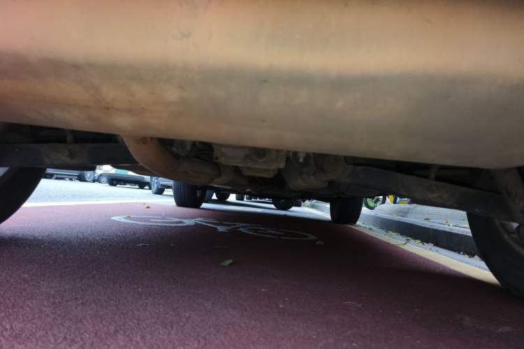 Used Renault Koleos 2012 2.5L 4x4 Comfort Edition with Navigation Chassis Rear