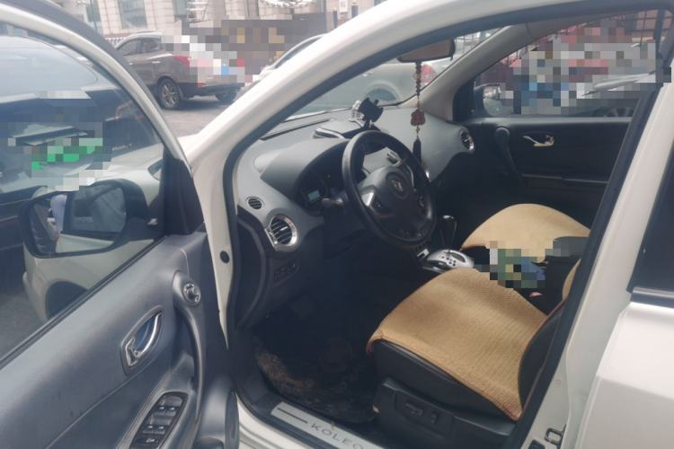 Used Renault Koleos 2012 2.5L 4x4 Comfort Edition with Navigation Driver Seat