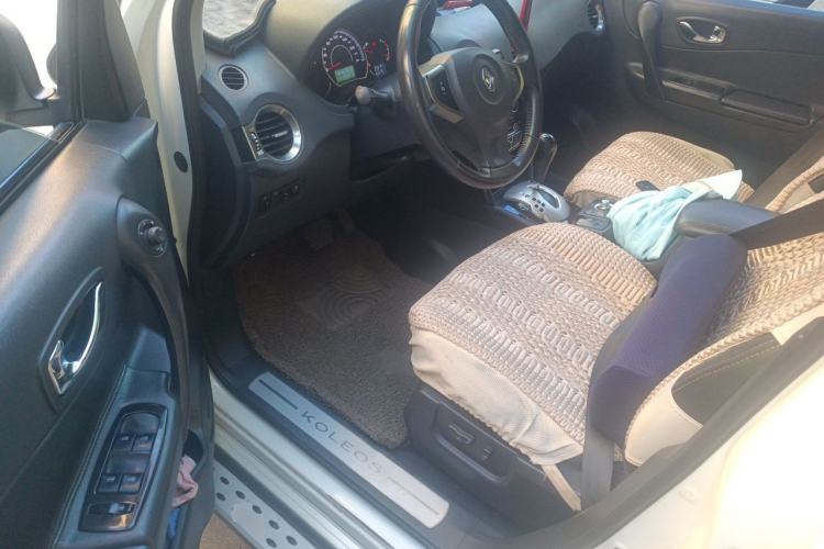 Used Renault Koleos 2012 2.5L Two-Wheel Drive Comfort Edition with Navigation Driver Seat