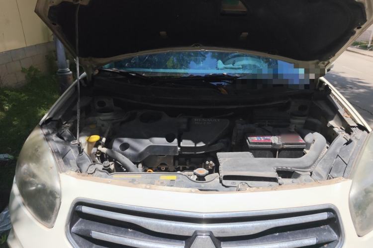 Used Renault Koleos 2012 2.5 Two-Wheel Drive Urban Edition Engine Bay