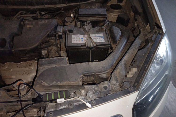 Used Renault Koleos 2012 2.5L Two-Wheel Drive Comfort Edition with Navigation Engine Bay Left