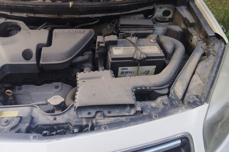Used Renault Koleos 2012 2.5L 4x4 Comfort Edition with Navigation Engine Bay Left