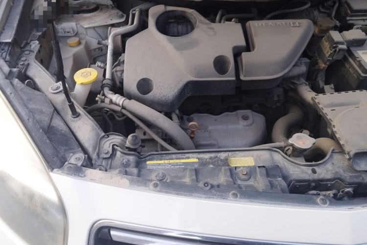 Used Renault Koleos 2012 2.5L 4x4 Comfort Edition with Navigation Engine Bay Right
