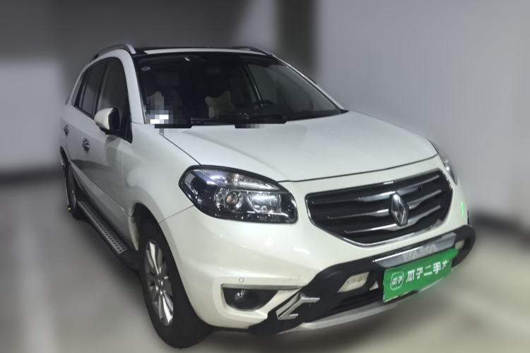 Used Renault Koleos 2012 2.5L Two-Wheel Drive Comfort Edition with Navigation Front Right 45 Deg